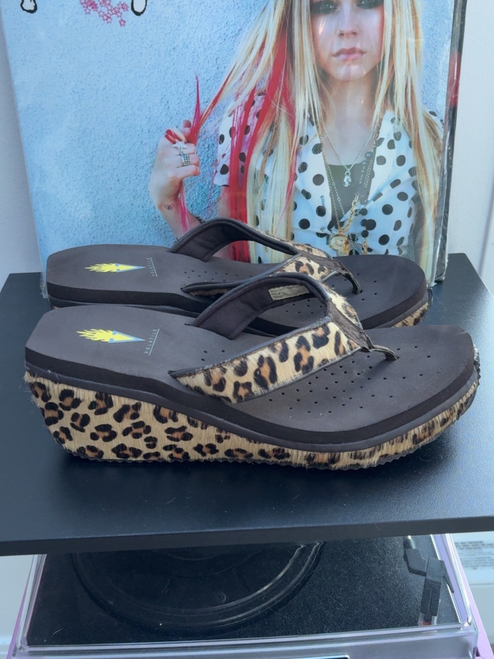 Volatile y2k leopard flip flop sandals